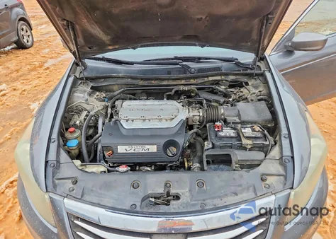 2011 Honda Accord Exl z USA, uszkodzony, nr VIN 1HGCP3F88BA010734